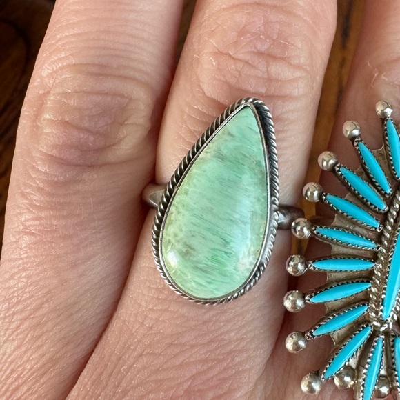 Minty variscite ring - Picture 2 of 3